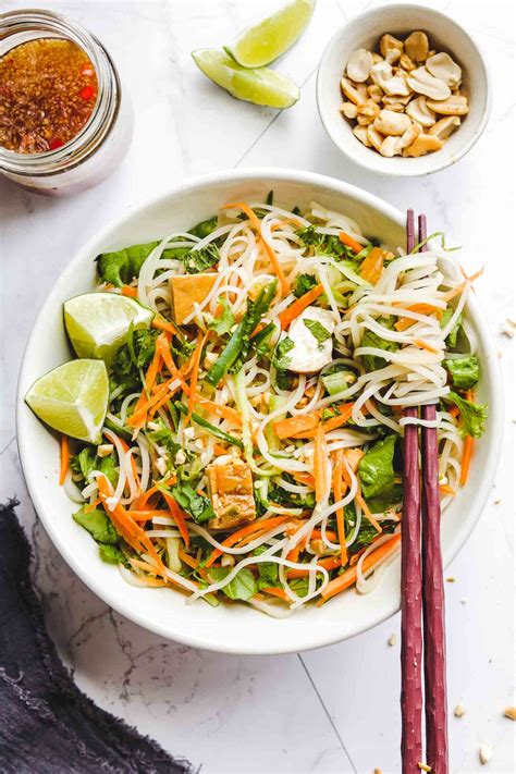 Fresh Salad With Vermicelli